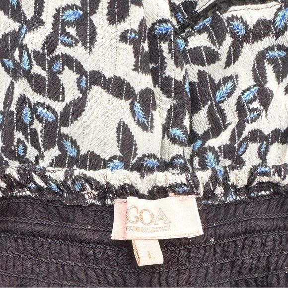 Sundress with open back and silver thread, size large - Picture 8 of 8